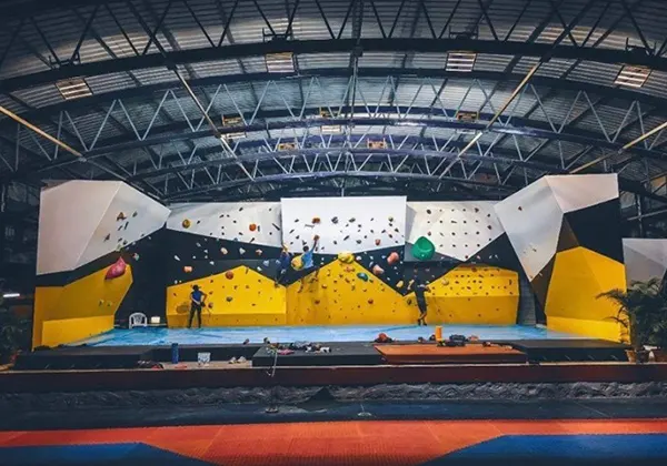 Bouldering Walls