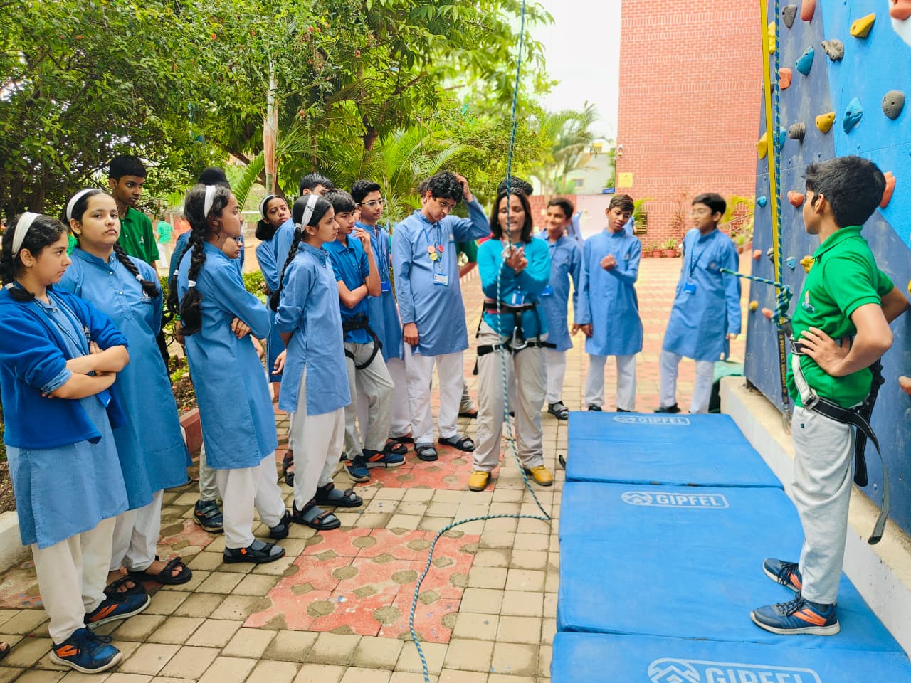 Sanskriti School