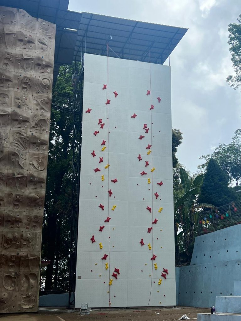 Speed Climbing Wall 2